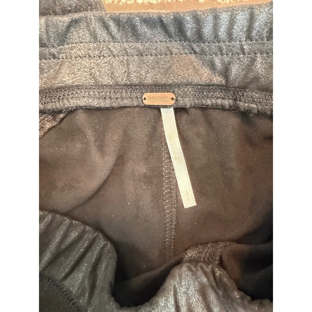 Free People Black Vegan Suede Moto Leggings Metallic Pull On Slim Fit Small